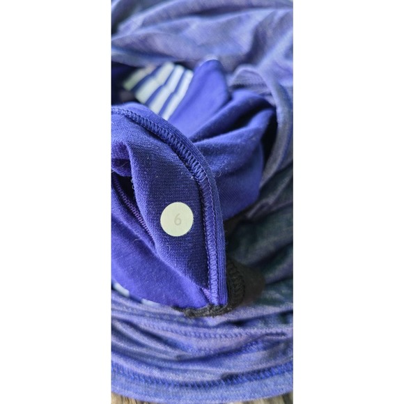 Lululemon Back On Track Tank 6 - Picture 4 of 9